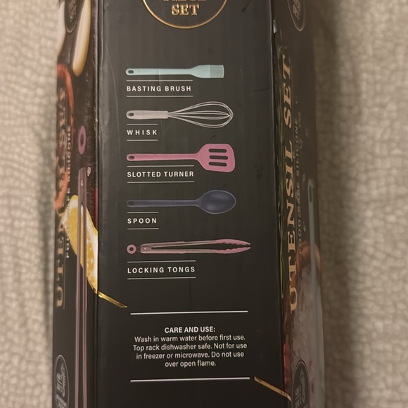 New Thyme & Table Silicone Utensils 5 Piece Set Tongs Brush Spatula Turner Spoon - Picture 2 of 4